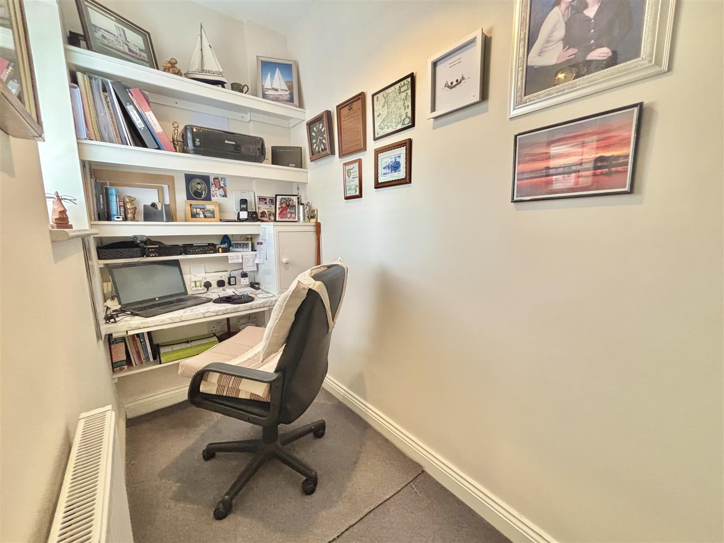 Voylart Close, Dunvant, Swansea